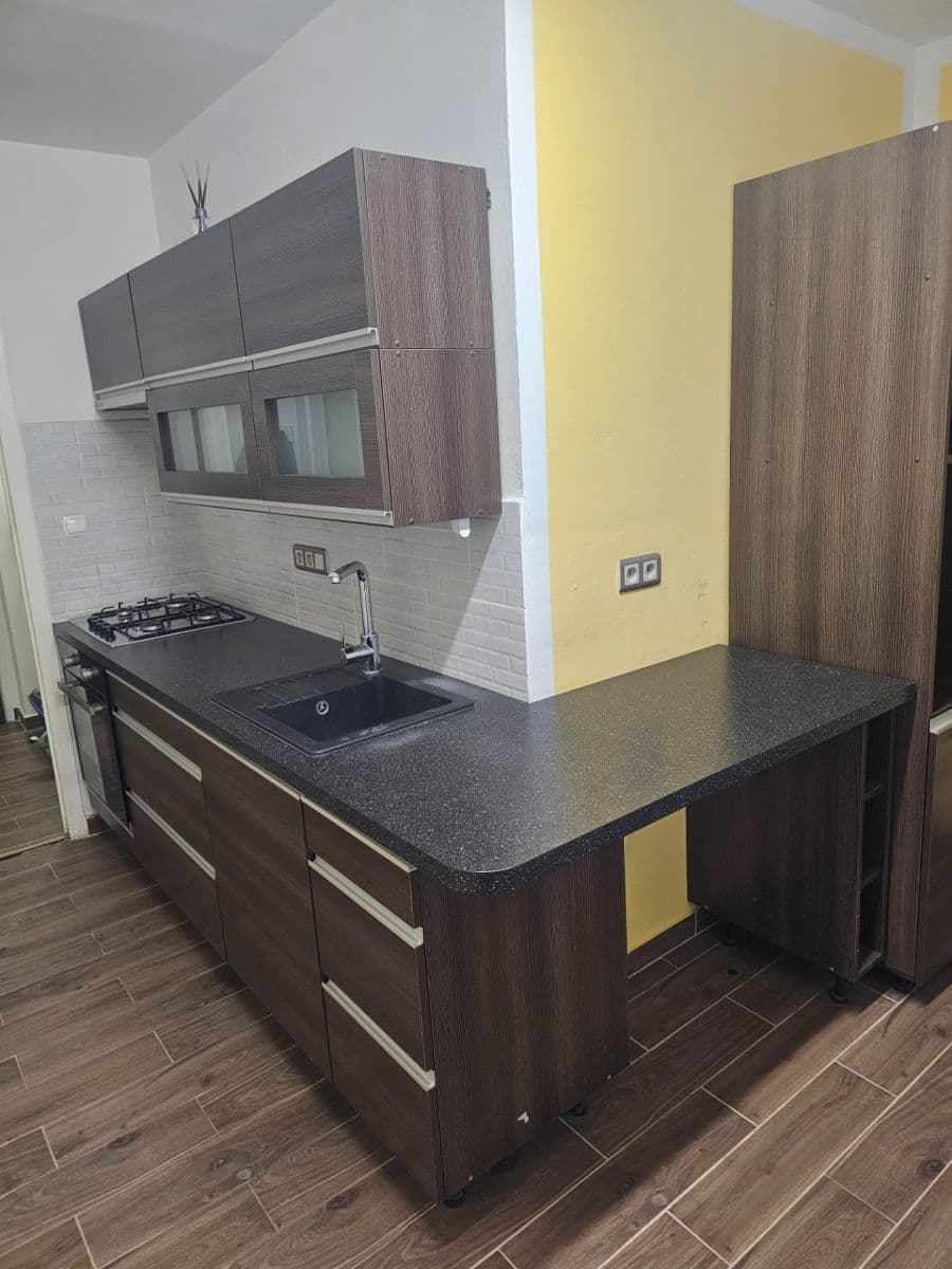 Predaj bytu 1-izbový 38 m², Čsl. armády, Karviná, Moravskoslezský kraj Predaj bytu 1-izbový 38 m², Čsl. armády, Karviná, Moravskoslezský kraj