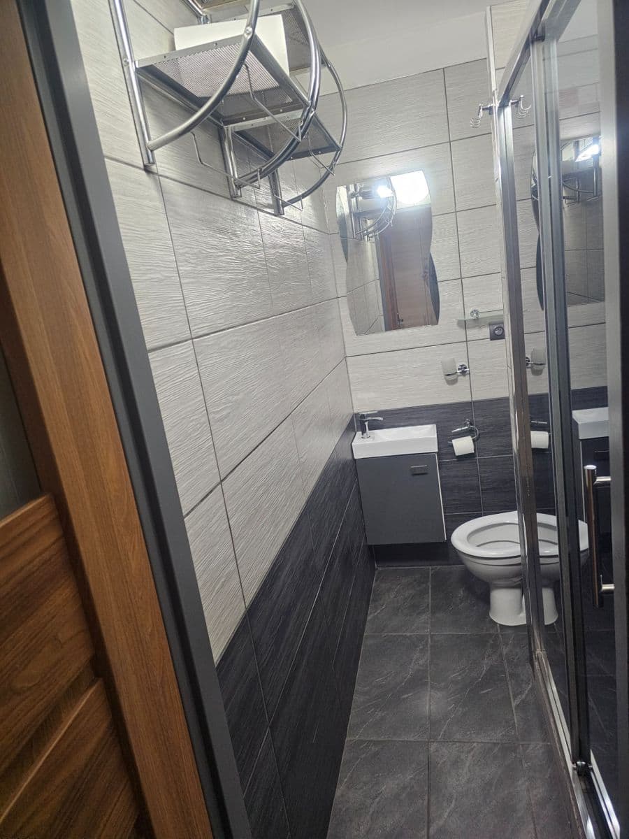 Predaj bytu 1-izbový 38 m², Čsl. armády, Karviná, Moravskoslezský kraj Predaj bytu 1-izbový 38 m², Čsl. armády, Karviná, Moravskoslezský kraj