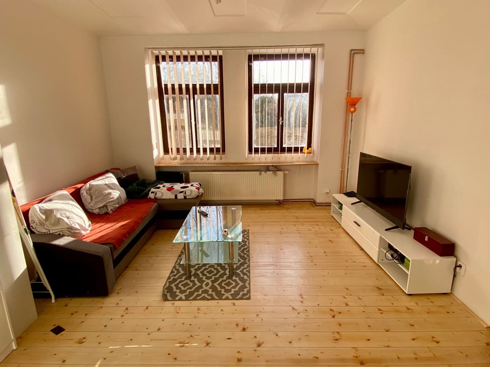 Prenájom bytu 2-izbový 55 m², Husova, Zlonice, Středočeský kraj Prenájom bytu 2-izbový 55 m², Husova, Zlonice, Středočeský kraj