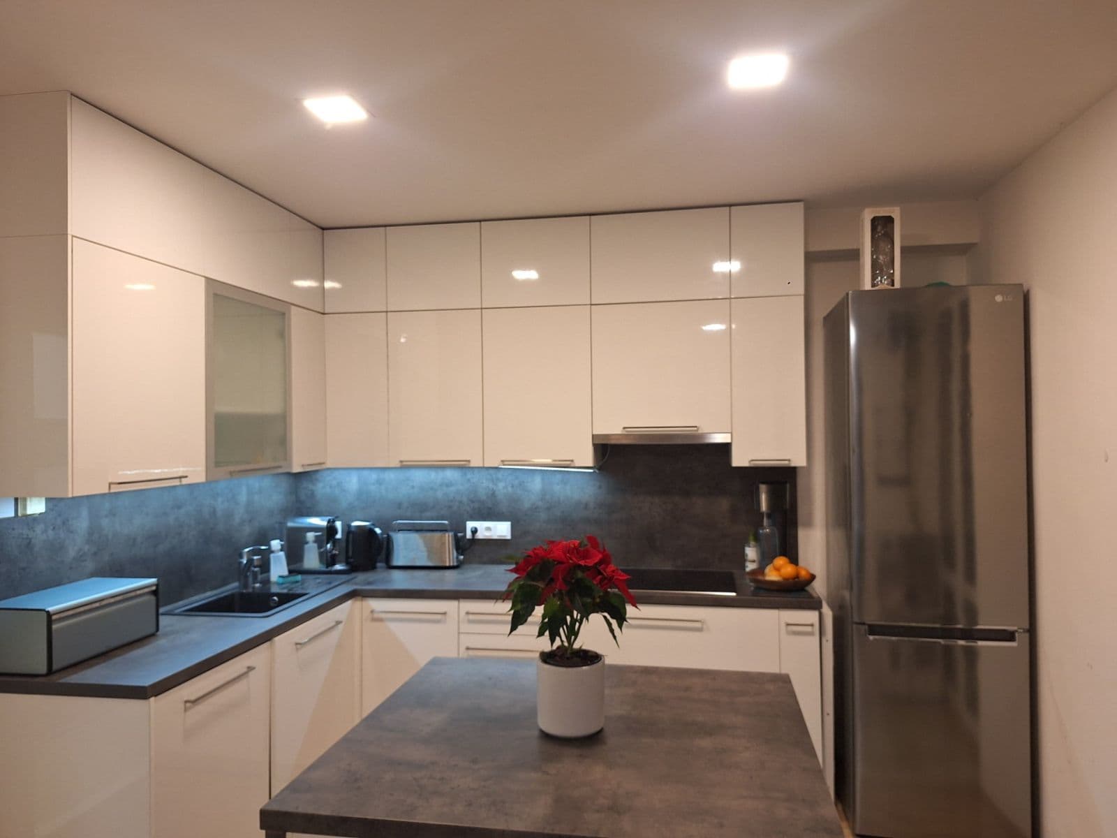 Predaj domu 118 m², pozemek 409 m², Za Ovčínem, Praha, Praha Predaj domu 118 m², pozemek 409 m², Za Ovčínem, Praha, Praha