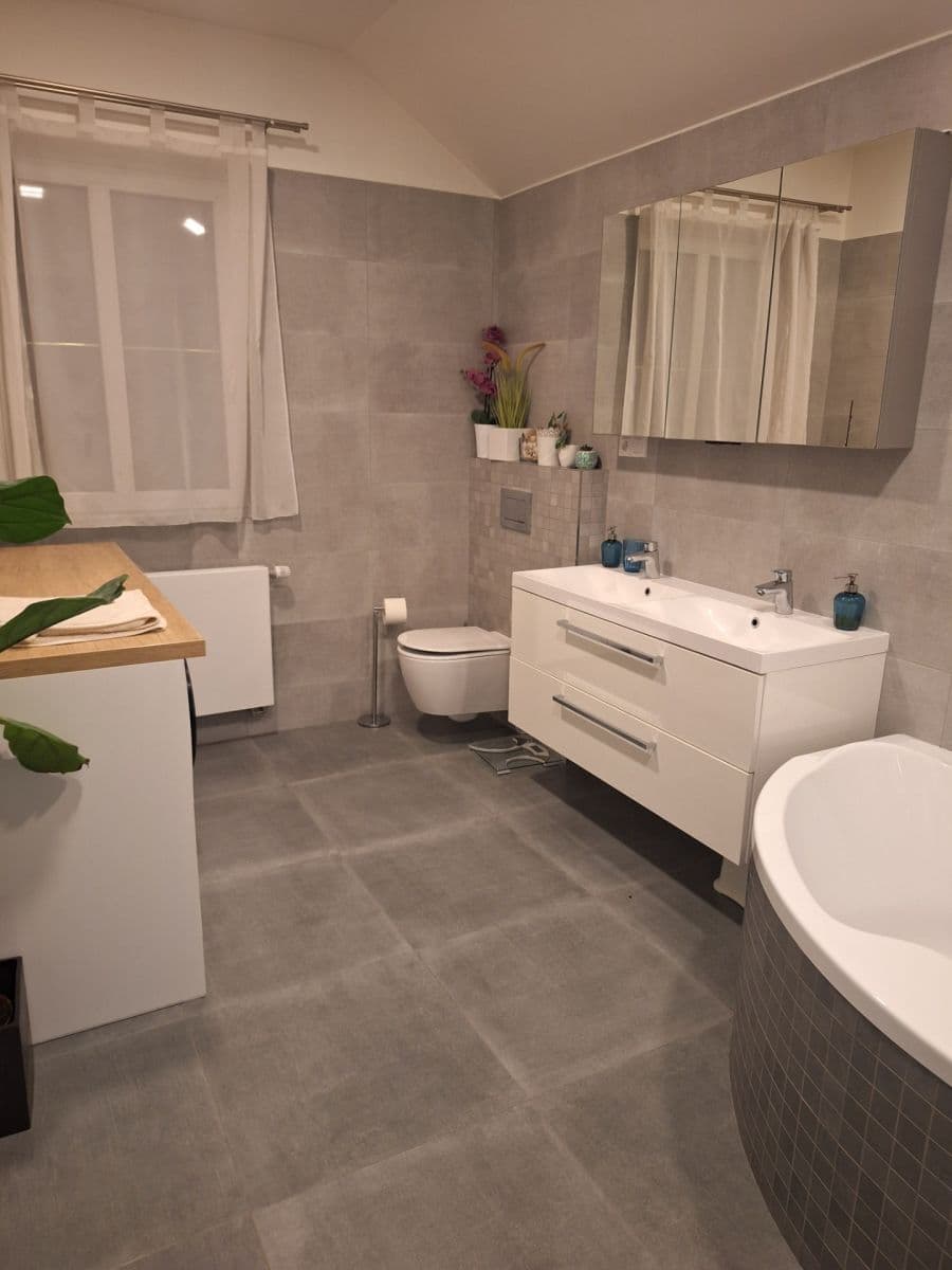 Predaj domu 118 m², pozemek 409 m², Za Ovčínem, Praha, Praha Predaj domu 118 m², pozemek 409 m², Za Ovčínem, Praha, Praha