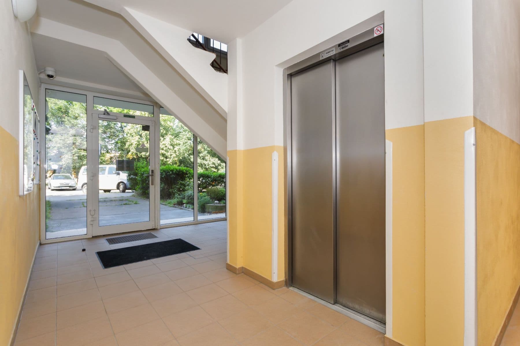 Prenájom bytu 2-izbový 46 m², Markušova, Praha, Praha Prenájom bytu 2-izbový 46 m², Markušova, Praha, Praha