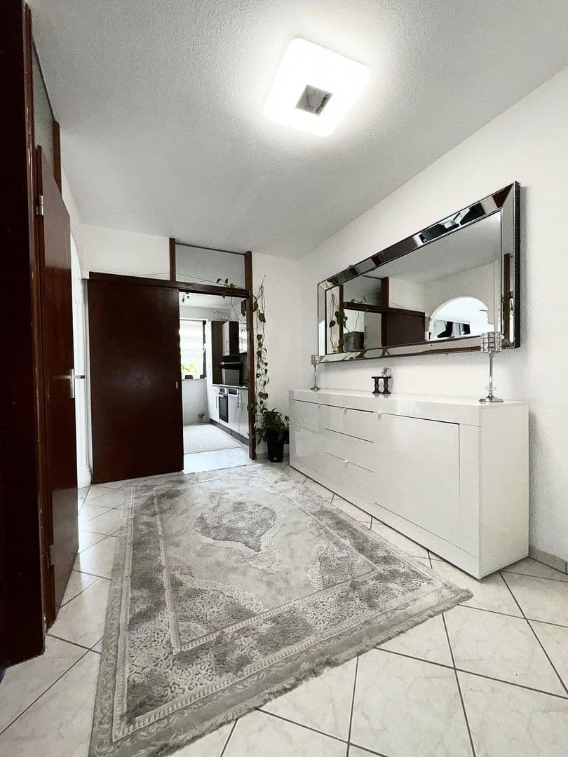 Predaj bytu 4-izbový 110 m², Wiesbaden, Hesensko Predaj bytu 4-izbový 110 m², Wiesbaden, Hesensko