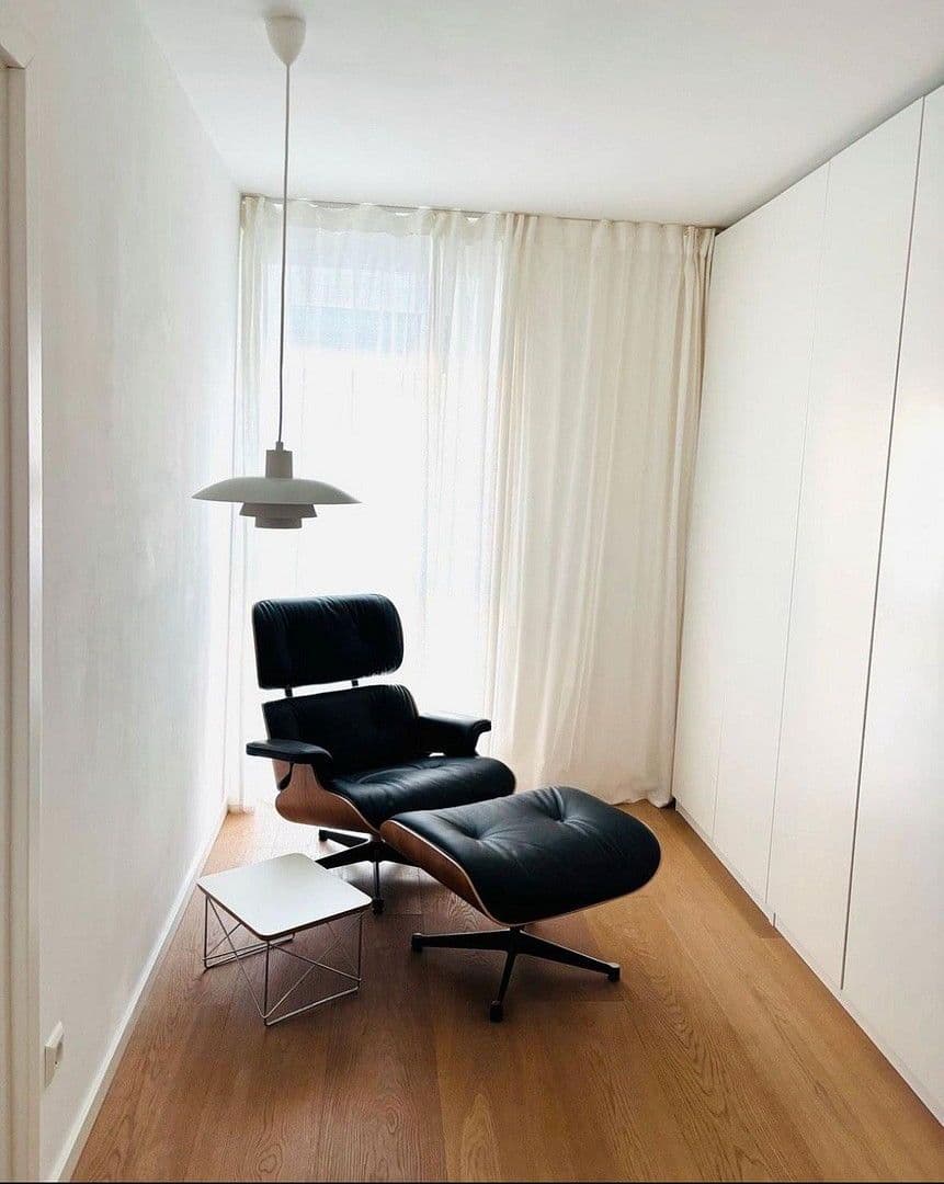 Predaj domu 155 m², pozemek 352 m², Rottenburg am Neckar, Bádensko-Wurttembersko Predaj domu 155 m², pozemek 352 m², Rottenburg am Neckar, Bádensko-Wurttembersko