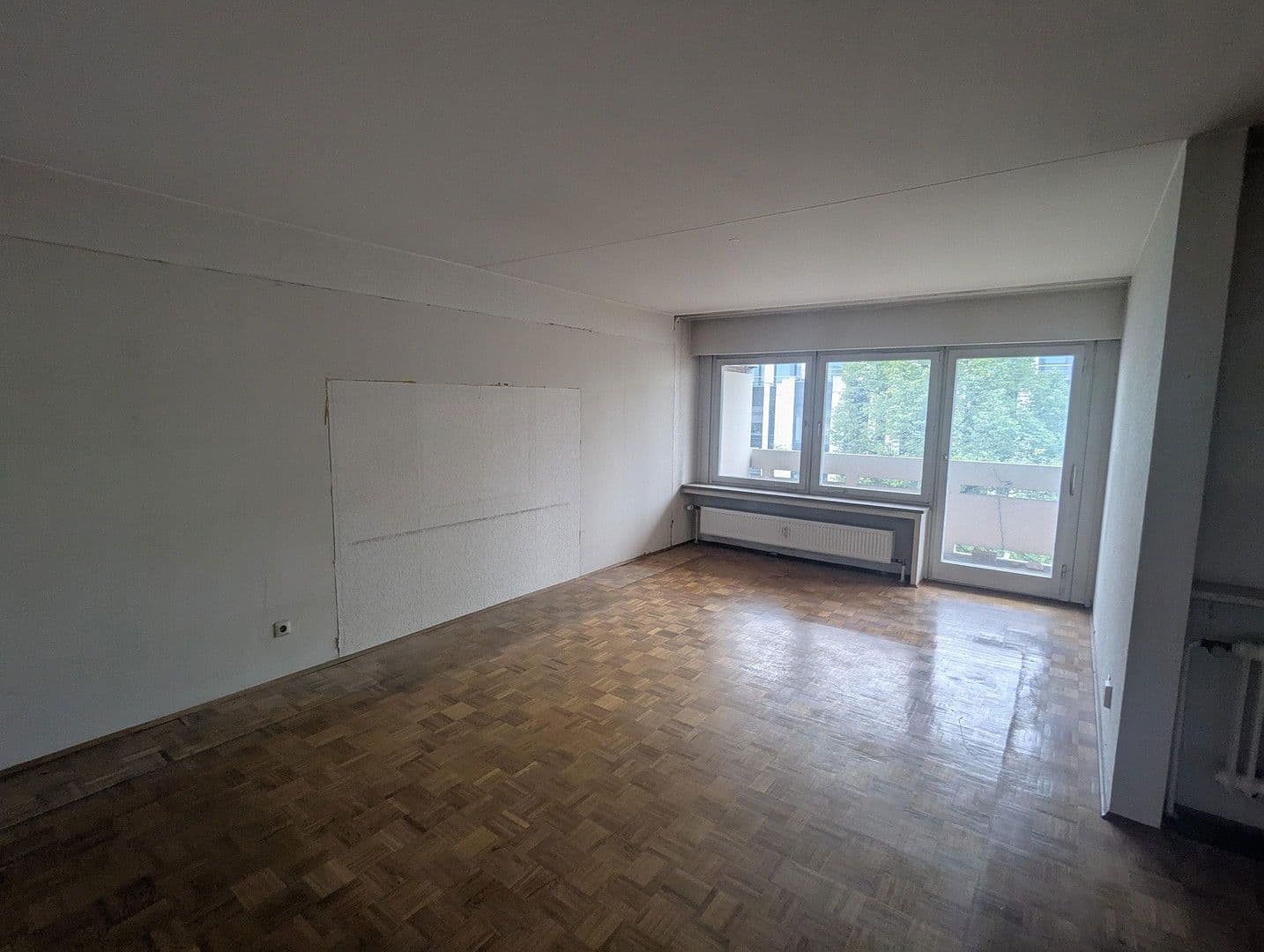Predaj bytu 5-izbový 119 m², Fritz-Berne-Straße 48, München, Bavorsko Predaj bytu 5-izbový 119 m², Fritz-Berne-Straße 48, München, Bavorsko