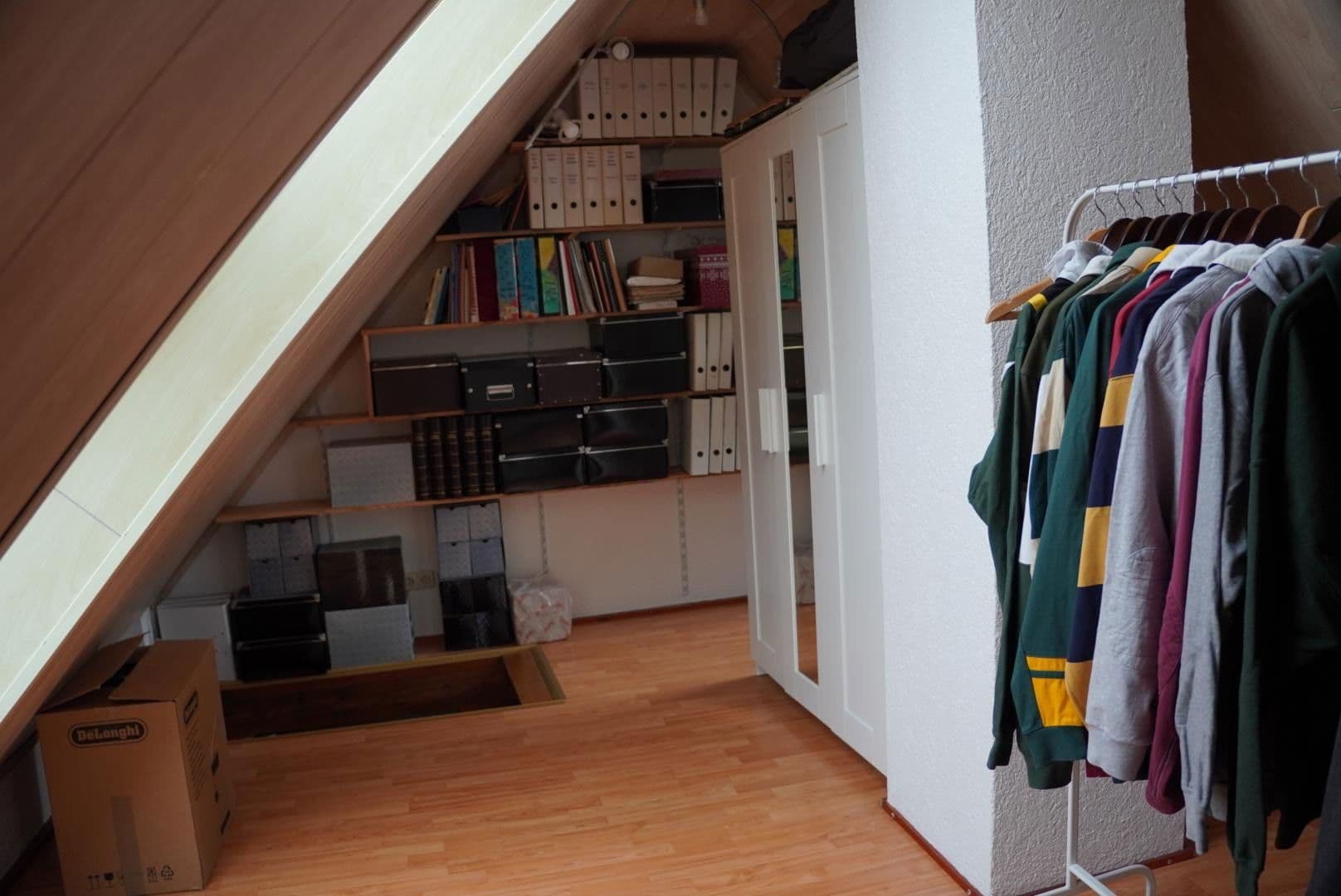 Predaj domu 128 m², pozemek 248 m², Tübingen, Bádensko-Wurttembersko Predaj domu 128 m², pozemek 248 m², Tübingen, Bádensko-Wurttembersko