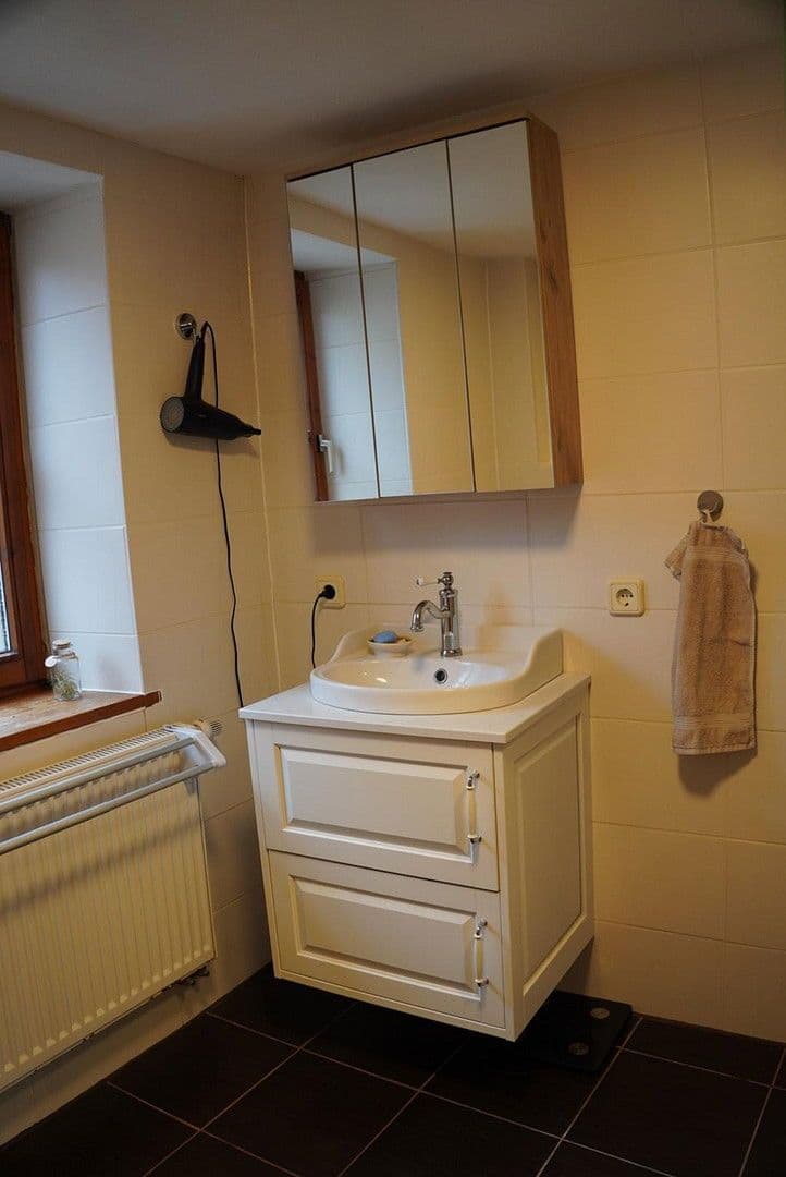 Predaj domu 128 m², pozemek 248 m², Tübingen, Bádensko-Wurttembersko Predaj domu 128 m², pozemek 248 m², Tübingen, Bádensko-Wurttembersko