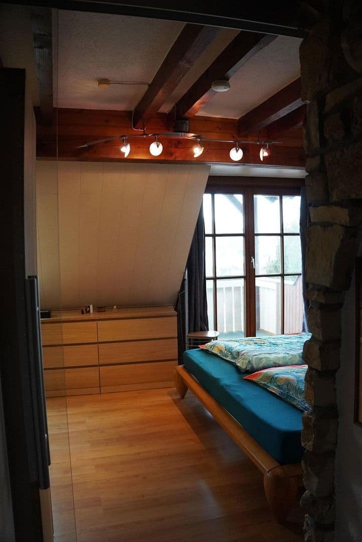 Predaj domu 128 m², pozemek 248 m², Tübingen, Bádensko-Wurttembersko Predaj domu 128 m², pozemek 248 m², Tübingen, Bádensko-Wurttembersko