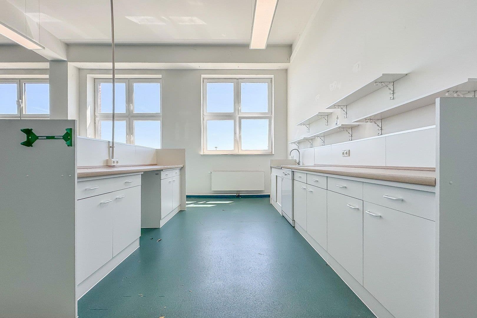 Prenájom nebytového priestoru 390 m², Stockumer Straße 28, Witten, Severné Porýnie - Westfálsko Prenájom nebytového priestoru 390 m², Stockumer Straße 28, Witten, Severné Porýnie - Westfálsko