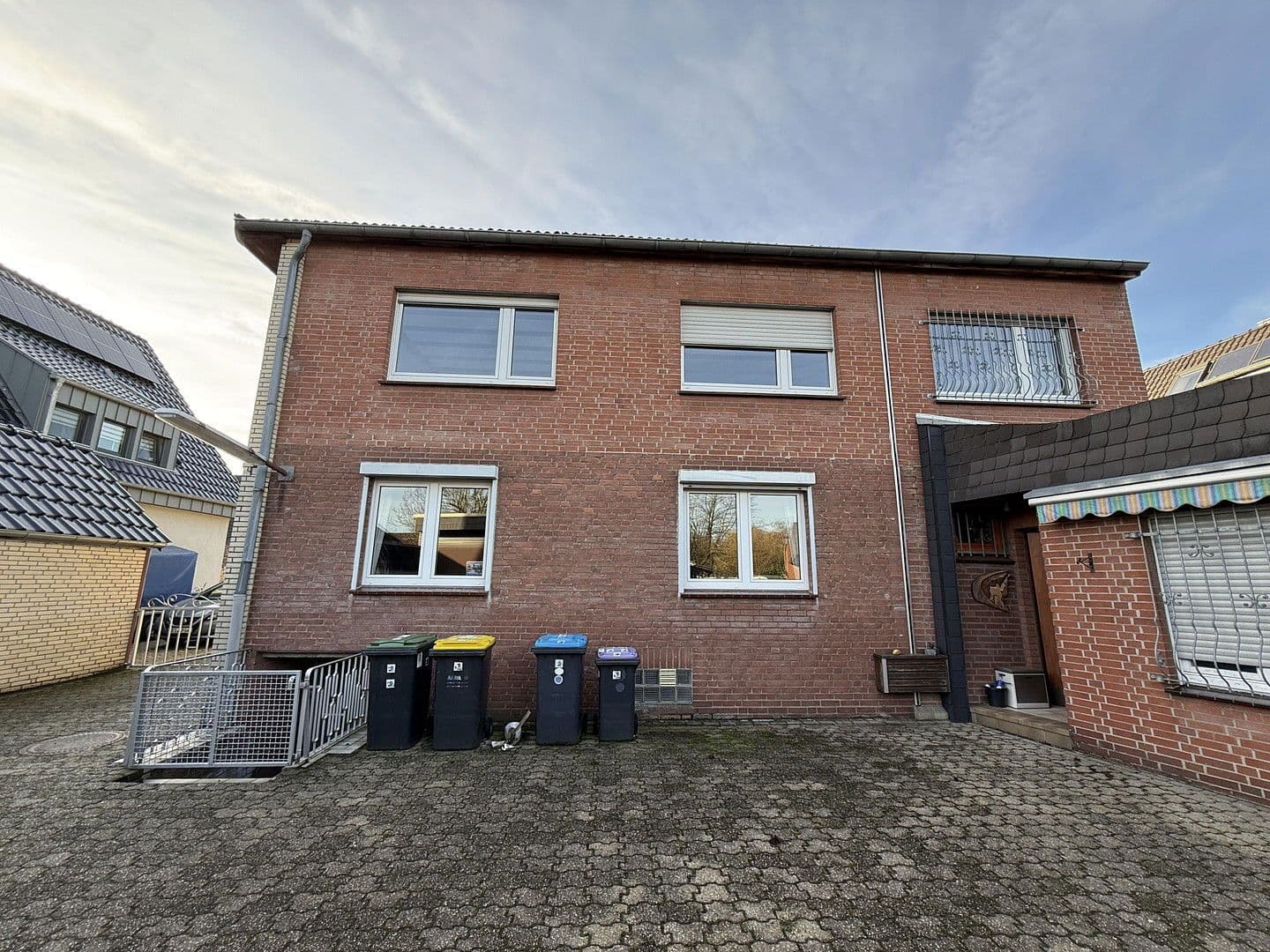 Predaj domu 152 m², pozemek 889 m², Niersenbruchstraße 94, Kamp-Lintfort, Severné Porýnie - Westfálsko Predaj domu 152 m², pozemek 889 m², Niersenbruchstraße 94, Kamp-Lintfort, Severné Porýnie - Westfálsko