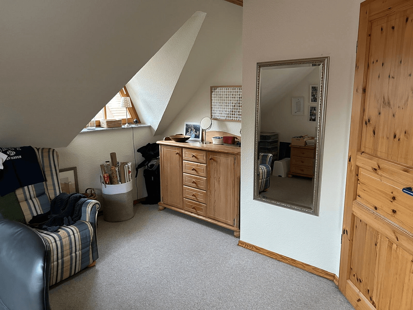 Predaj domu 268 m², pozemek 670 m², Sehnde, Dolné Sasko Predaj domu 268 m², pozemek 670 m², Sehnde, Dolné Sasko