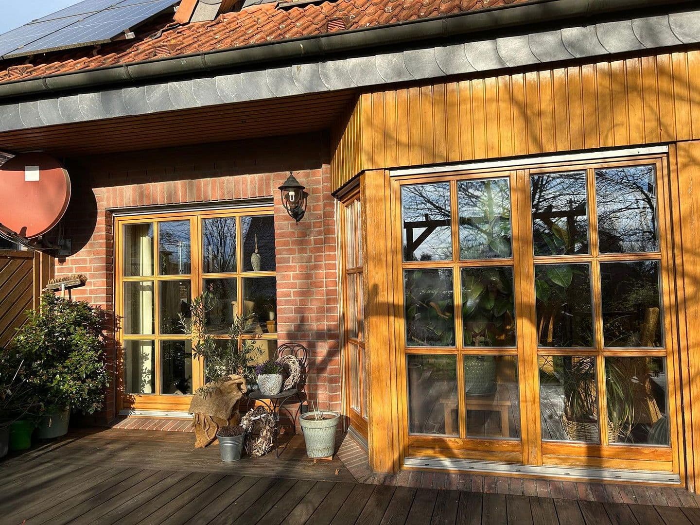 Predaj domu 268 m², pozemek 670 m², Sehnde, Dolné Sasko Predaj domu 268 m², pozemek 670 m², Sehnde, Dolné Sasko