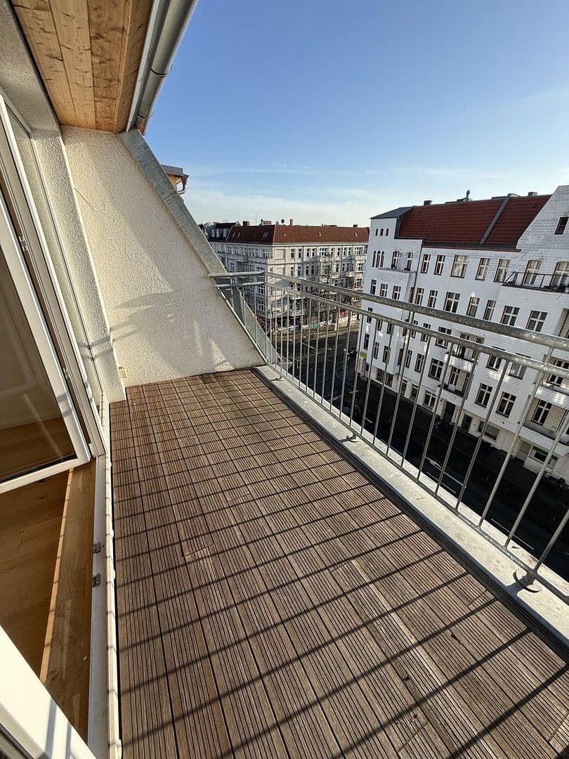 Prenájom bytu 2-izbový 79 m², Detmolder Straße, Berlin, Berlín Prenájom bytu 2-izbový 79 m², Detmolder Straße, Berlin, Berlín