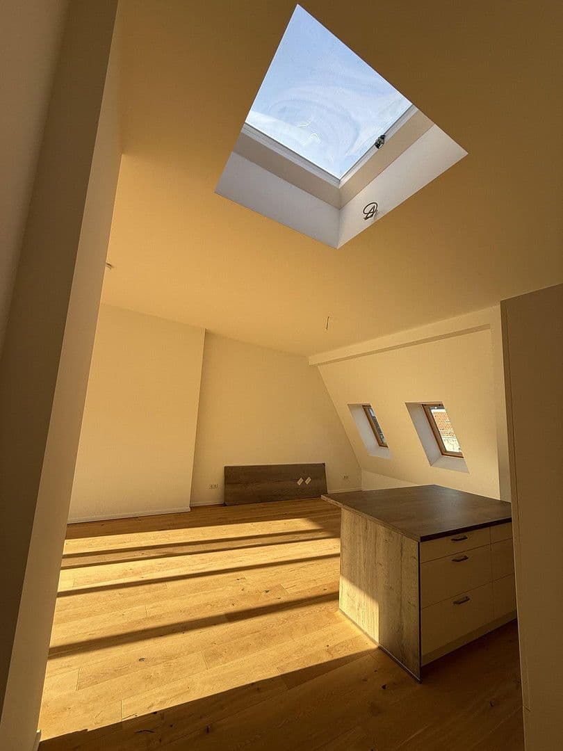 Prenájom bytu 2-izbový 79 m², Detmolder Straße, Berlin, Berlín Prenájom bytu 2-izbový 79 m², Detmolder Straße, Berlin, Berlín