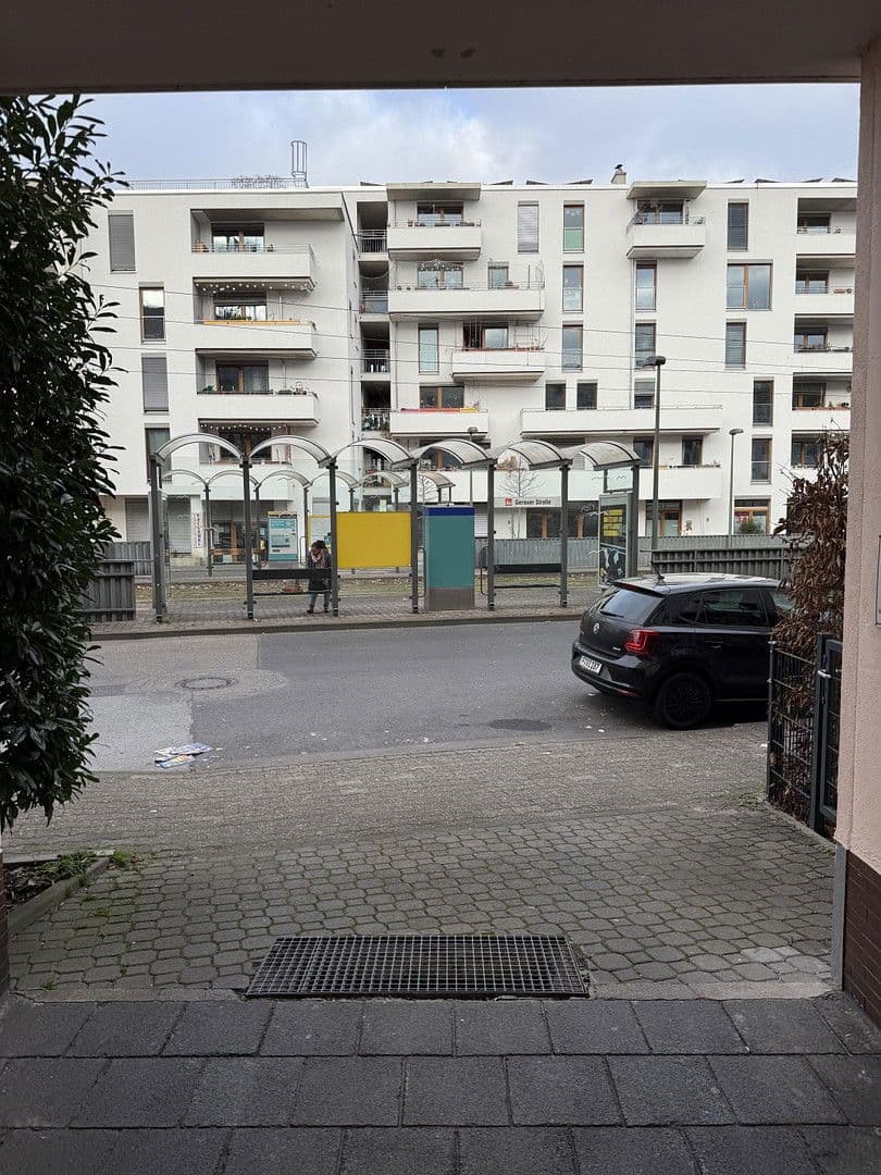 Prenájom bytu 1-izbový 27 m², Triftstr. 51, Frankfurt am Main, Hesensko Prenájom bytu 1-izbový 27 m², Triftstr. 51, Frankfurt am Main, Hesensko