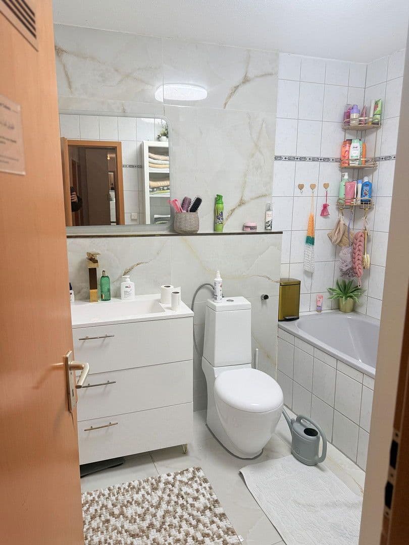 Predaj bytu 4-izbový 125 m², Rennbaumstr.57, Leverkusen, Severné Porýnie - Westfálsko Predaj bytu 4-izbový 125 m², Rennbaumstr.57, Leverkusen, Severné Porýnie - Westfálsko