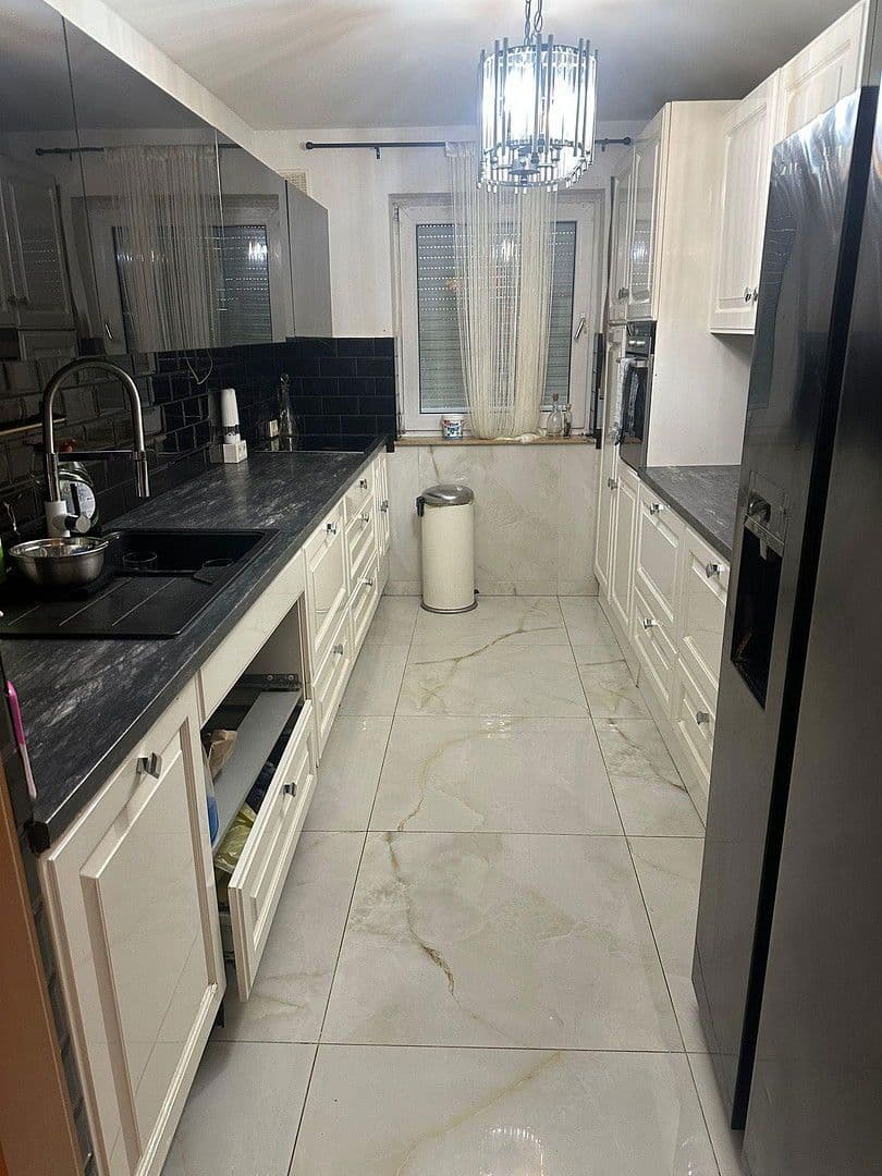 Predaj bytu 4-izbový 125 m², Rennbaumstr.57, Leverkusen, Severné Porýnie - Westfálsko Predaj bytu 4-izbový 125 m², Rennbaumstr.57, Leverkusen, Severné Porýnie - Westfálsko