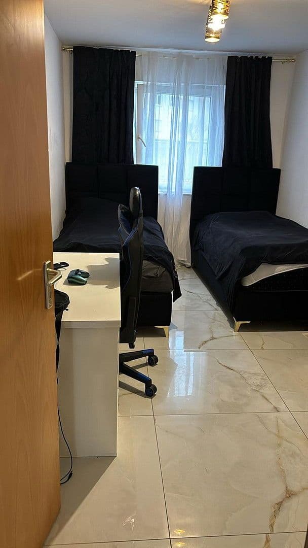 Predaj bytu 4-izbový 125 m², Rennbaumstr.57, Leverkusen, Severné Porýnie - Westfálsko Predaj bytu 4-izbový 125 m², Rennbaumstr.57, Leverkusen, Severné Porýnie - Westfálsko