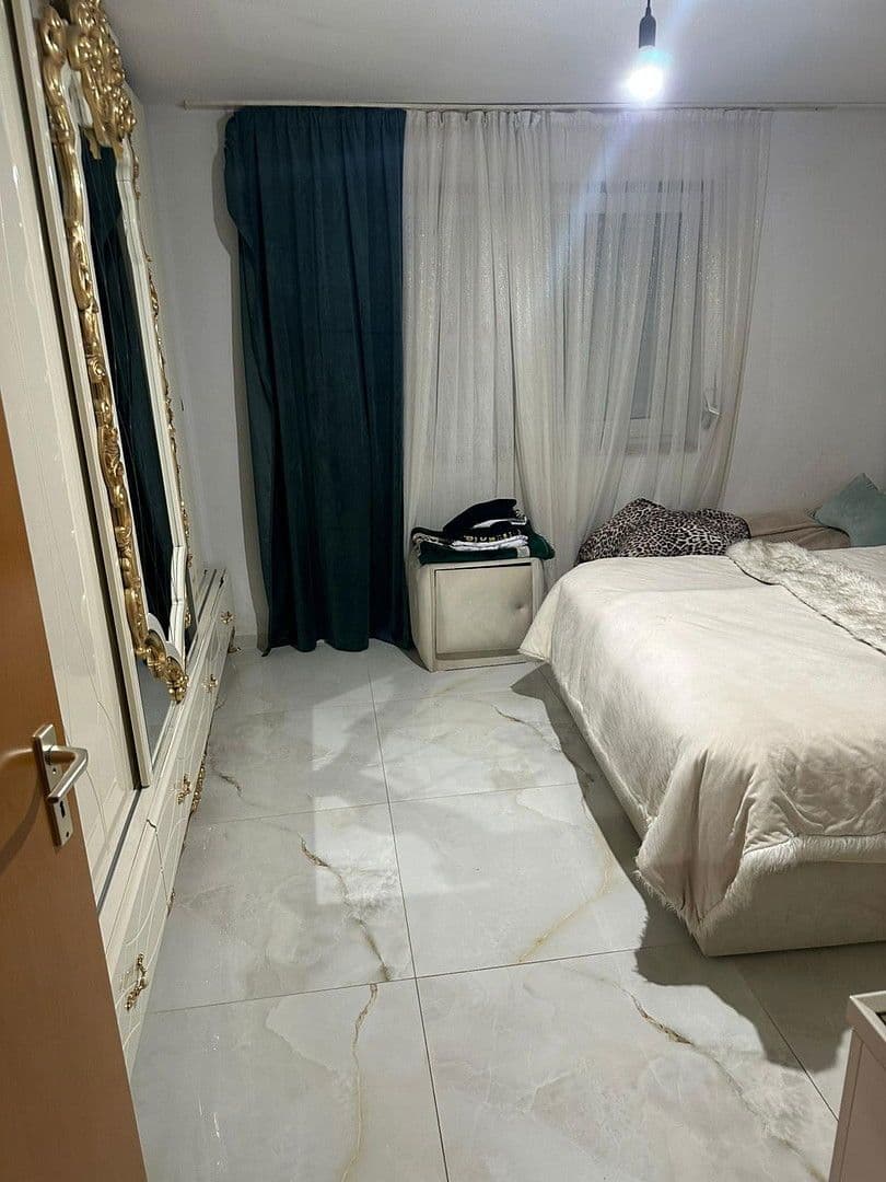 Predaj bytu 4-izbový 125 m², Rennbaumstr.57, Leverkusen, Severné Porýnie - Westfálsko Predaj bytu 4-izbový 125 m², Rennbaumstr.57, Leverkusen, Severné Porýnie - Westfálsko