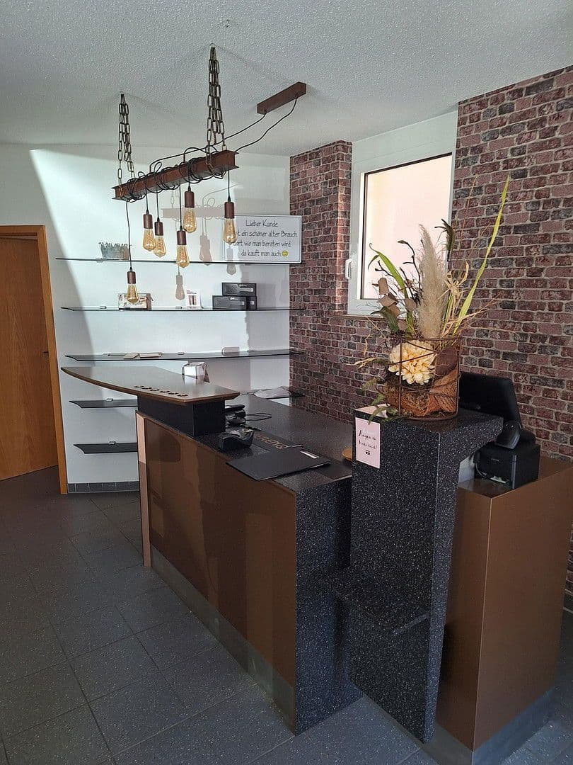 Predaj nebytového priestoru 172 m², Rutesheim, Bádensko-Wurttembersko Predaj nebytového priestoru 172 m², Rutesheim, Bádensko-Wurttembersko