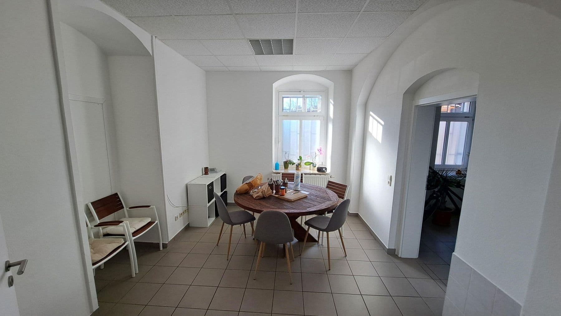 Prenájom kancelárie 105 m², Dohnaer Straße 217, Dresden, Sasko Prenájom kancelárie 105 m², Dohnaer Straße 217, Dresden, Sasko