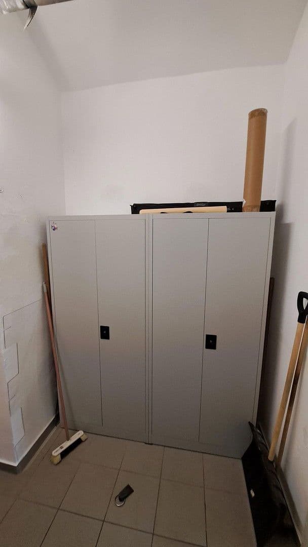 Prenájom kancelárie 105 m², Dohnaer Straße 217, Dresden, Sasko Prenájom kancelárie 105 m², Dohnaer Straße 217, Dresden, Sasko