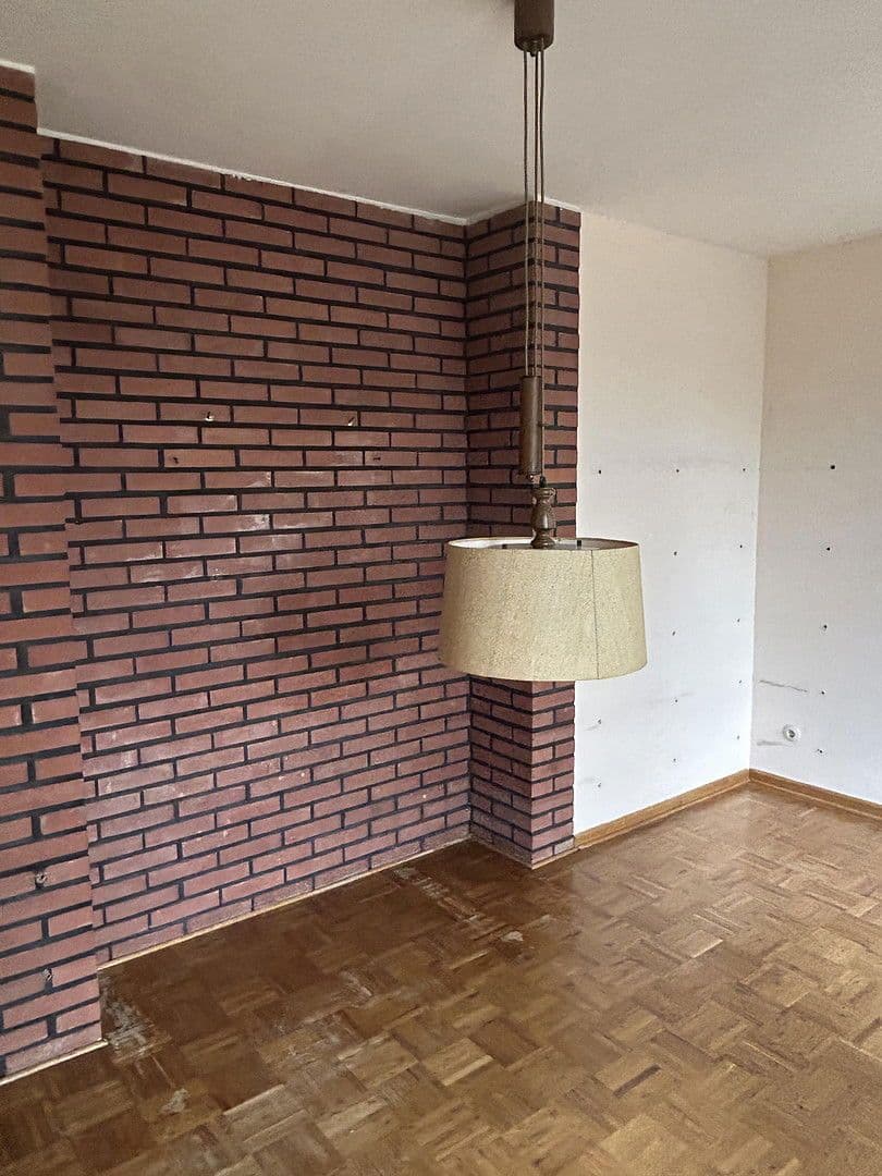 Predaj domu 122 m², pozemek 268 m², Tilsiter Straße 24, Bovenden, Dolné Sasko Predaj domu 122 m², pozemek 268 m², Tilsiter Straße 24, Bovenden, Dolné Sasko