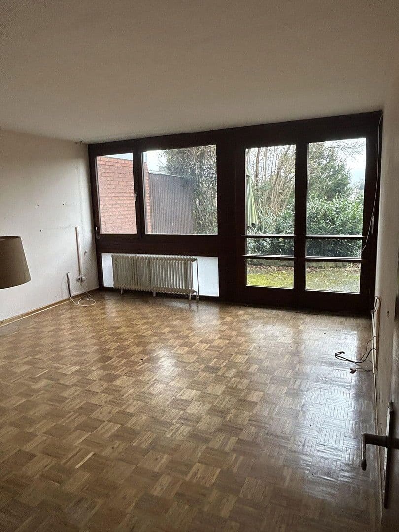 Predaj domu 122 m², pozemek 268 m², Tilsiter Straße 24, Bovenden, Dolné Sasko Predaj domu 122 m², pozemek 268 m², Tilsiter Straße 24, Bovenden, Dolné Sasko