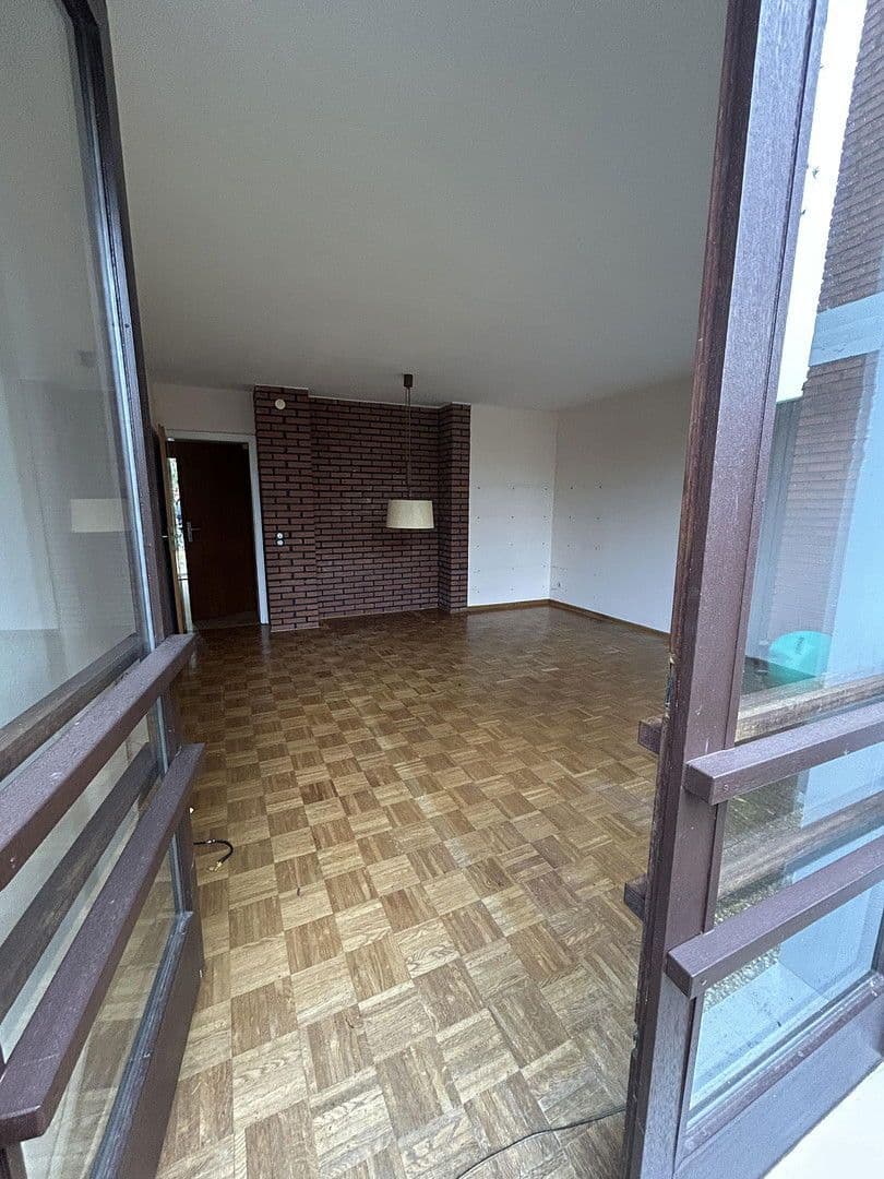 Predaj domu 122 m², pozemek 268 m², Tilsiter Straße 24, Bovenden, Dolné Sasko Predaj domu 122 m², pozemek 268 m², Tilsiter Straße 24, Bovenden, Dolné Sasko