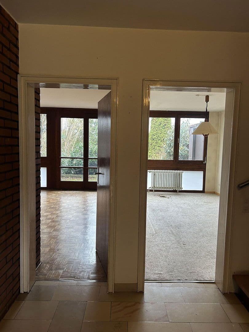 Predaj domu 122 m², pozemek 268 m², Tilsiter Straße 24, Bovenden, Dolné Sasko Predaj domu 122 m², pozemek 268 m², Tilsiter Straße 24, Bovenden, Dolné Sasko