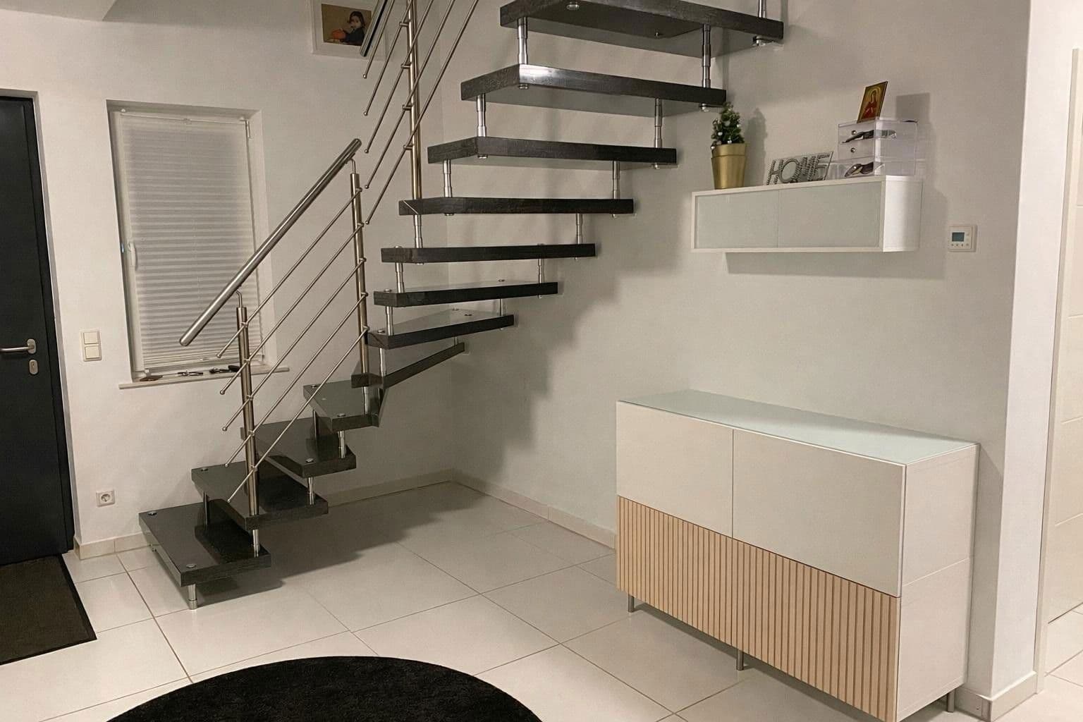 Predaj domu 160 m², pozemek 723 m², Kassel, Hesensko Predaj domu 160 m², pozemek 723 m², Kassel, Hesensko