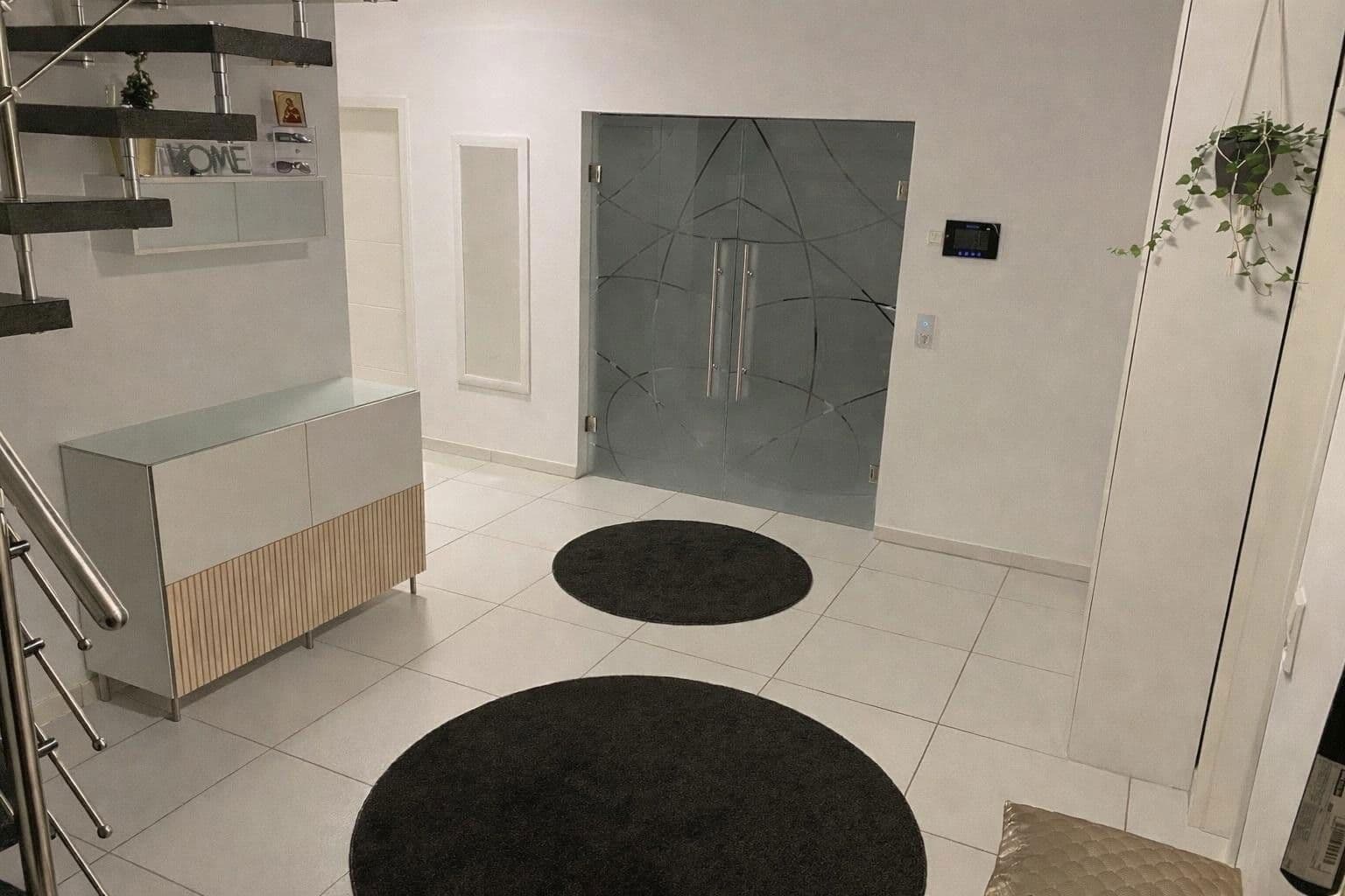 Predaj domu 160 m², pozemek 723 m², Kassel, Hesensko Predaj domu 160 m², pozemek 723 m², Kassel, Hesensko