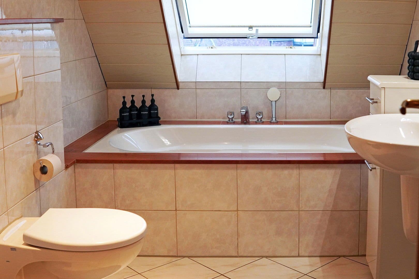 Predaj bytu 3-izbový 91 m², Röttgersbank 3a, Bottrop, Severné Porýnie - Westfálsko Predaj bytu 3-izbový 91 m², Röttgersbank 3a, Bottrop, Severné Porýnie - Westfálsko