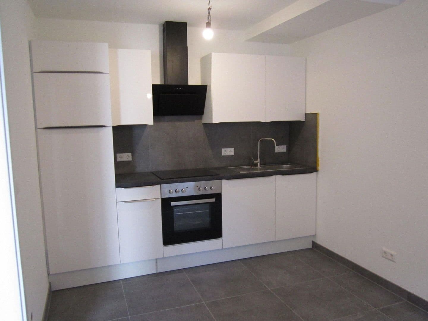 Prenájom bytu 2-izbový 43 m², Herrenberg, Bádensko-Wurttembersko Prenájom bytu 2-izbový 43 m², Herrenberg, Bádensko-Wurttembersko