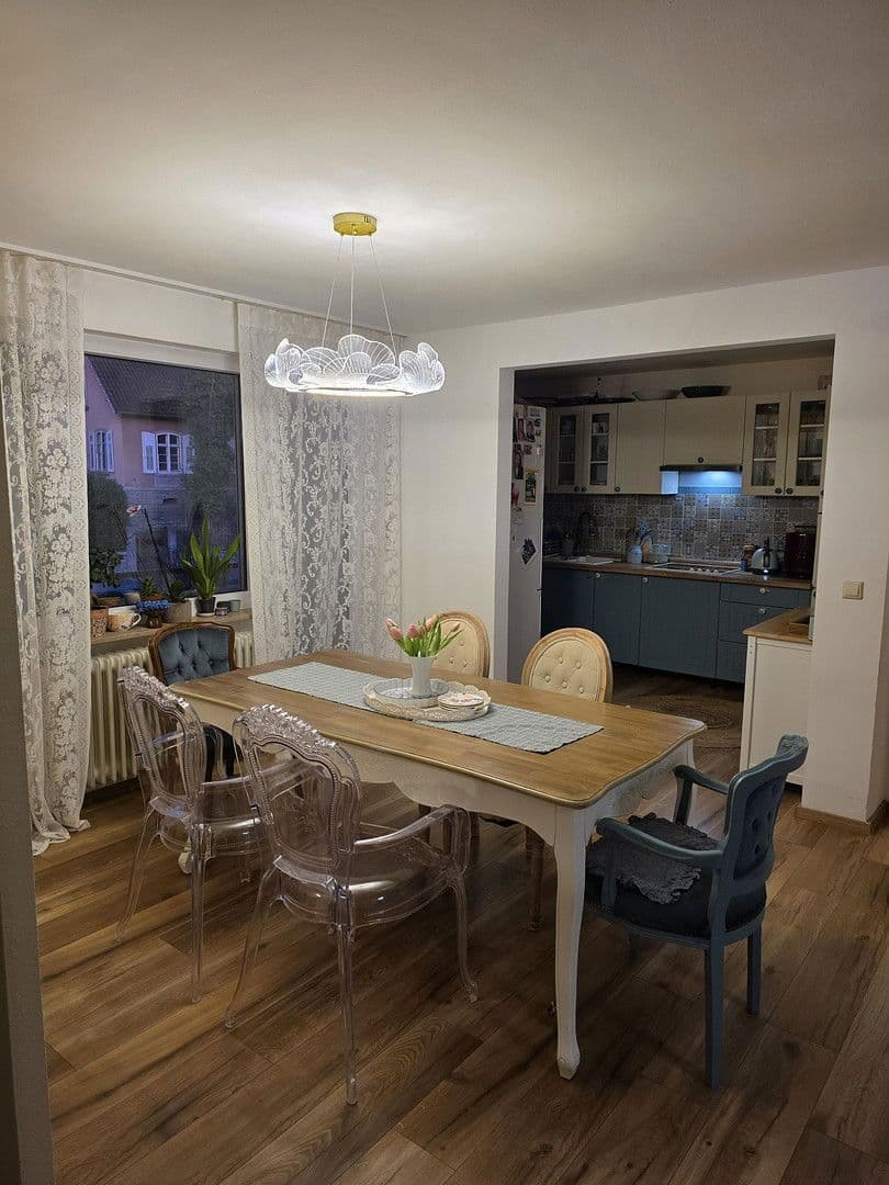 Prenájom bytu 5-izbový 99 m², Jahnstraße 1, Überlingen, Bádensko-Wurttembersko Prenájom bytu 5-izbový 99 m², Jahnstraße 1, Überlingen, Bádensko-Wurttembersko