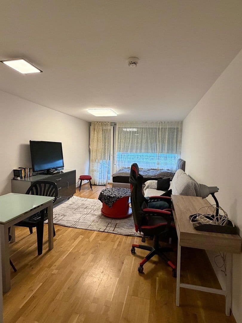 Prenájom bytu 1-izbový 35 m², Lerchenauerstr. 219, München, Bavorsko Prenájom bytu 1-izbový 35 m², Lerchenauerstr. 219, München, Bavorsko