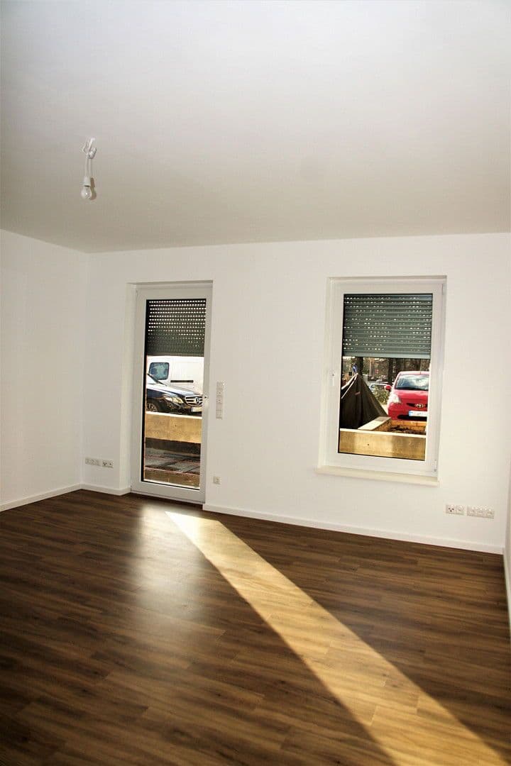 Prenájom bytu 2-izbový 80 m², Am Kanal 40, Rüdersdorf bei Berlin, Brandenbursko Prenájom bytu 2-izbový 80 m², Am Kanal 40, Rüdersdorf bei Berlin, Brandenbursko