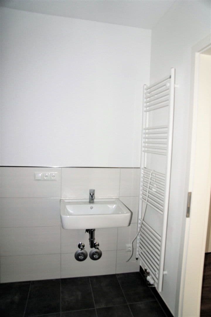 Prenájom bytu 2-izbový 80 m², Am Kanal 40, Rüdersdorf bei Berlin, Brandenbursko Prenájom bytu 2-izbový 80 m², Am Kanal 40, Rüdersdorf bei Berlin, Brandenbursko