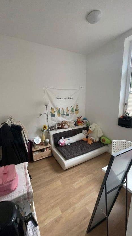 Prenájom bytu 1-izbový 38 m², Robert-Koch-Straße 18, Schwerin, Meklenbursko-Predpomoransko Prenájom bytu 1-izbový 38 m², Robert-Koch-Straße 18, Schwerin, Meklenbursko-Predpomoransko