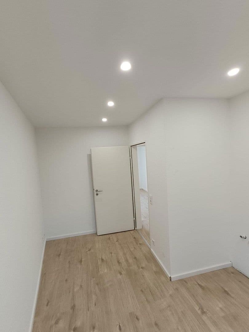 Prenájom bytu 2-izbový 62 m², Kirchstr. 12, Deizisau, Bádensko-Wurttembersko Prenájom bytu 2-izbový 62 m², Kirchstr. 12, Deizisau, Bádensko-Wurttembersko