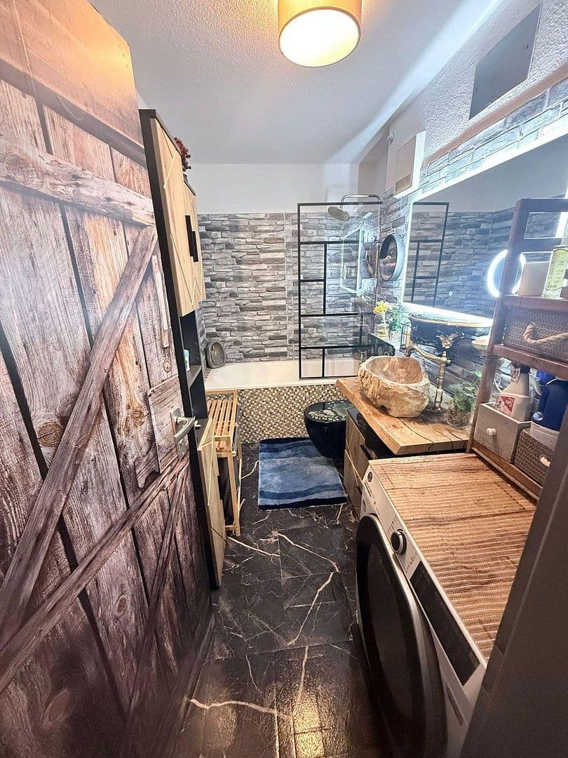 Predaj bytu 2-izbový 58 m², Laufenburg (Baden), Bádensko-Wurttembersko Predaj bytu 2-izbový 58 m², Laufenburg (Baden), Bádensko-Wurttembersko