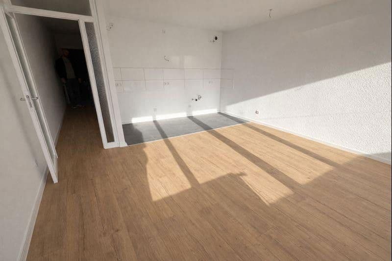 Prenájom bytu 2-izbový 50 m², Langerfelder Straße 115, Wuppertal, Severné Porýnie - Westfálsko Prenájom bytu 2-izbový 50 m², Langerfelder Straße 115, Wuppertal, Severné Porýnie - Westfálsko