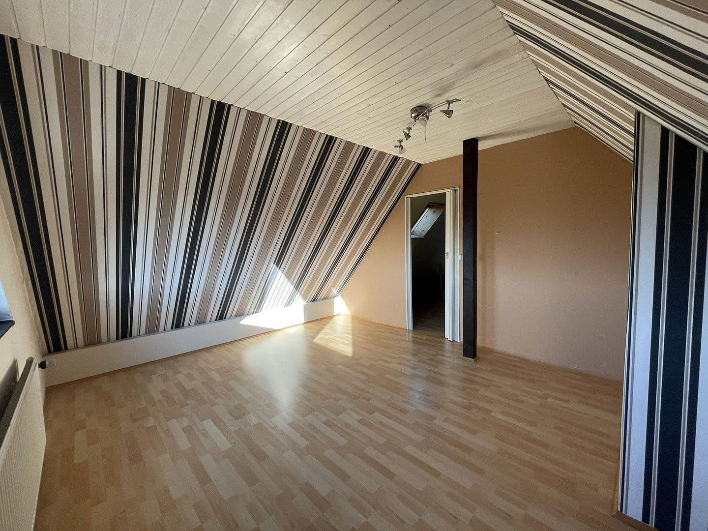 Predaj bytu 5-izbový 149 m², Am Gemeindeweiher 9, Herzogenaurach, Bavorsko Predaj bytu 5-izbový 149 m², Am Gemeindeweiher 9, Herzogenaurach, Bavorsko