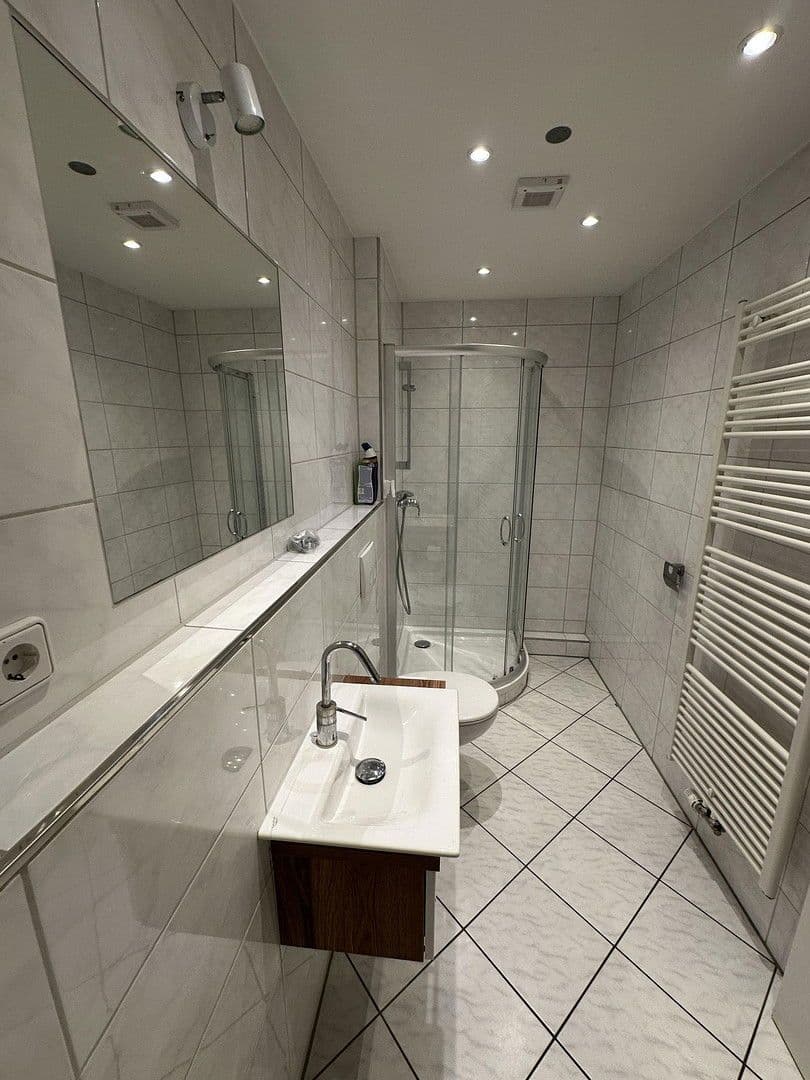 Prenájom bytu 4-izbový 142 m², Maria-Hilf-Straße 20, Berching, Bavorsko Prenájom bytu 4-izbový 142 m², Maria-Hilf-Straße 20, Berching, Bavorsko