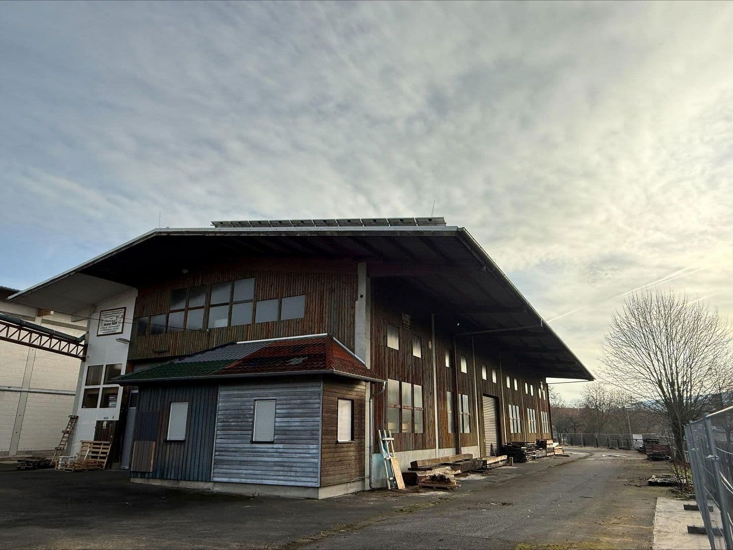 Predaj nebytového priestoru 10.000 m², Am Kies 26, Rotenburg an der Fulda, Hesensko Predaj nebytového priestoru 10.000 m², Am Kies 26, Rotenburg an der Fulda, Hesensko