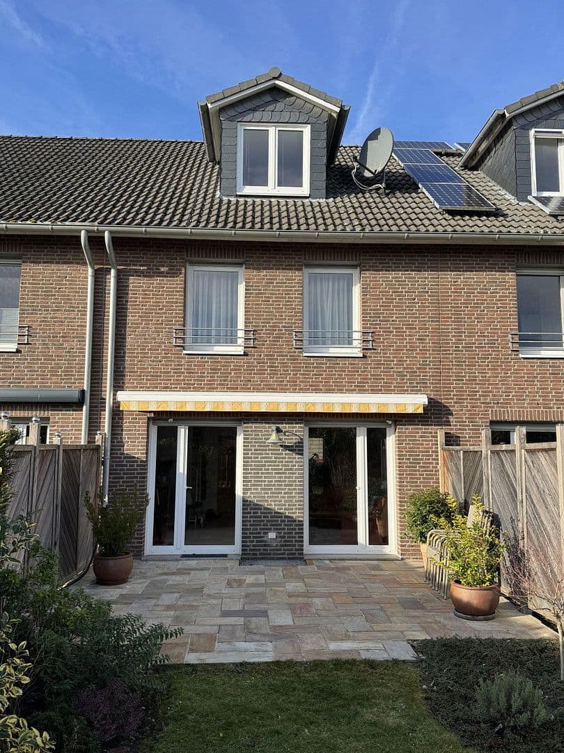 Predaj domu 123 m², pozemek 217 m², Kerpen, Severné Porýnie - Westfálsko Predaj domu 123 m², pozemek 217 m², Kerpen, Severné Porýnie - Westfálsko