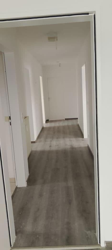 Prenájom bytu 4-izbový 105 m², Wienhausen, Dolné Sasko Prenájom bytu 4-izbový 105 m², Wienhausen, Dolné Sasko