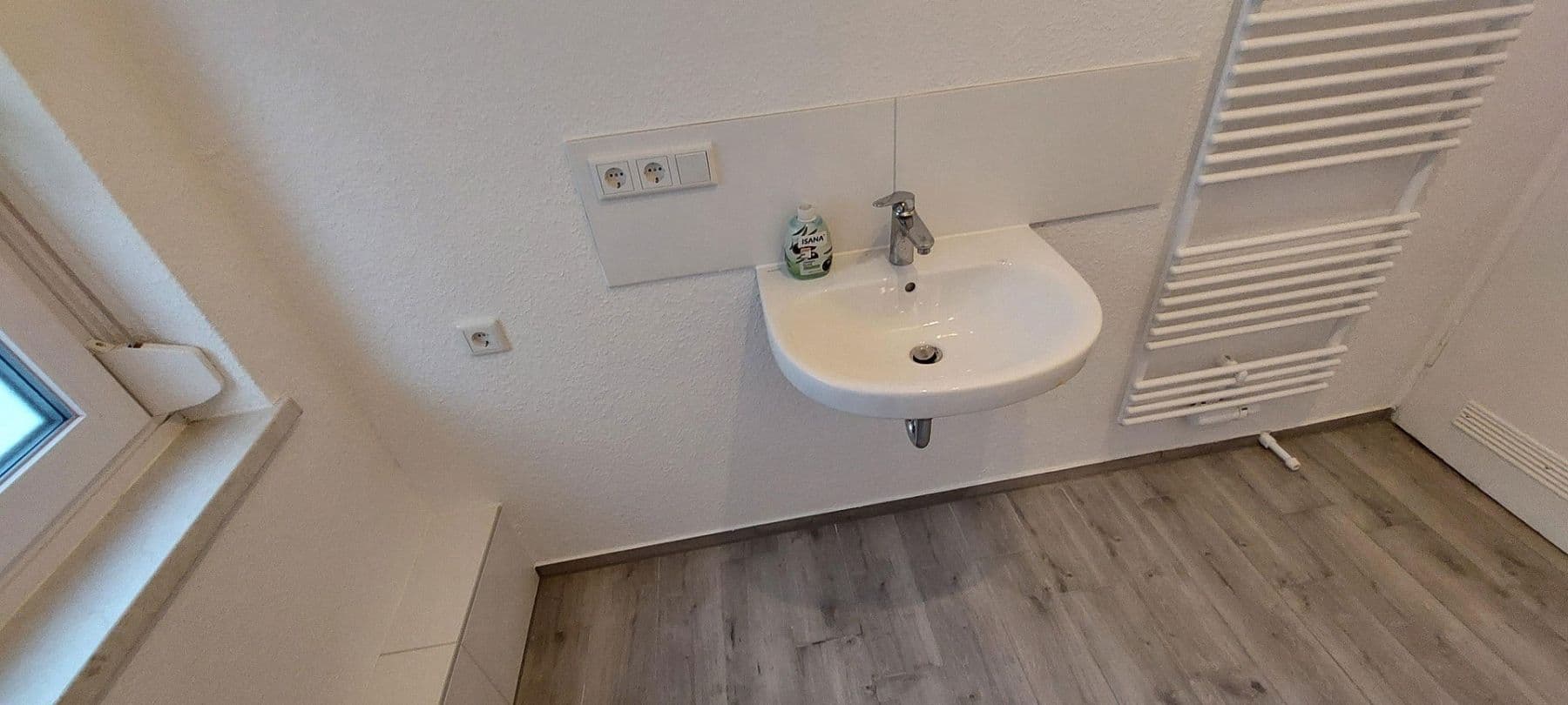 Prenájom bytu 1-izbový 33 m², Cadolzburgerstr 50, Fürth, Bavorsko Prenájom bytu 1-izbový 33 m², Cadolzburgerstr 50, Fürth, Bavorsko