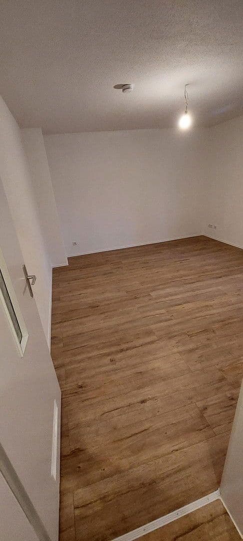 Prenájom bytu 1-izbový 33 m², Cadolzburgerstr 50, Fürth, Bavorsko Prenájom bytu 1-izbový 33 m², Cadolzburgerstr 50, Fürth, Bavorsko