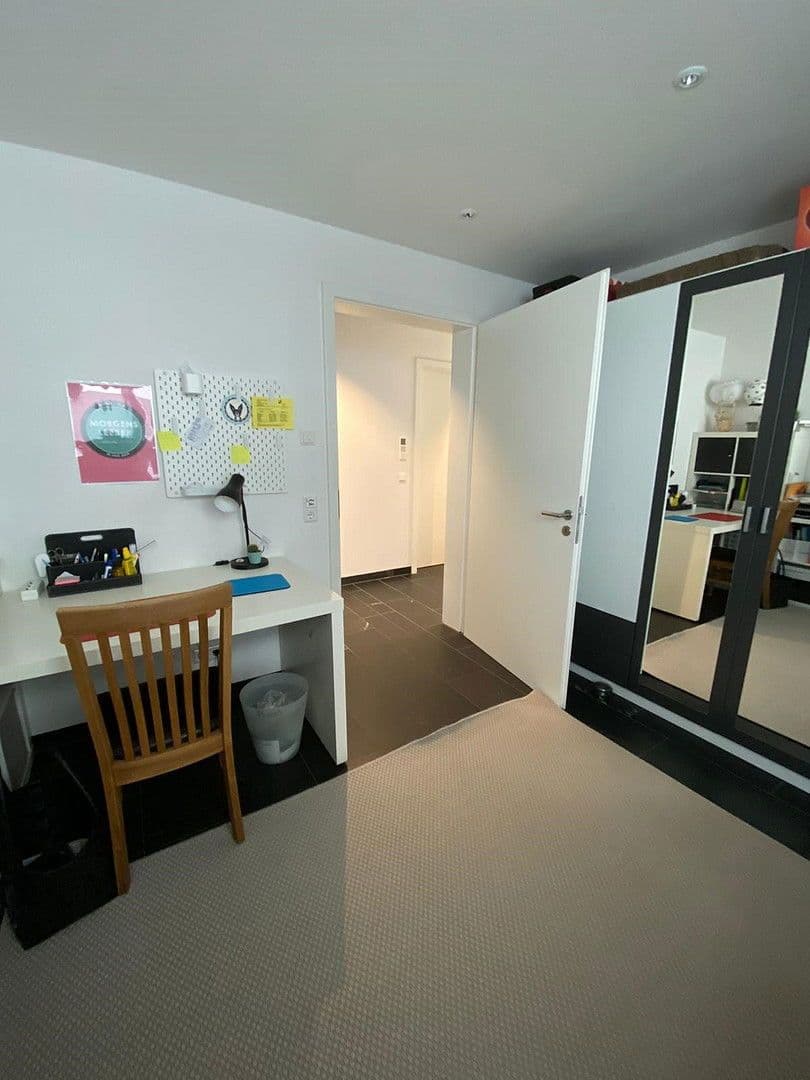 Prenájom bytu 3-izbový 86 m², Nufringen, Bádensko-Wurttembersko Prenájom bytu 3-izbový 86 m², Nufringen, Bádensko-Wurttembersko